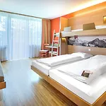 Jufa Altenmarkt-zauchensee Отель 3*