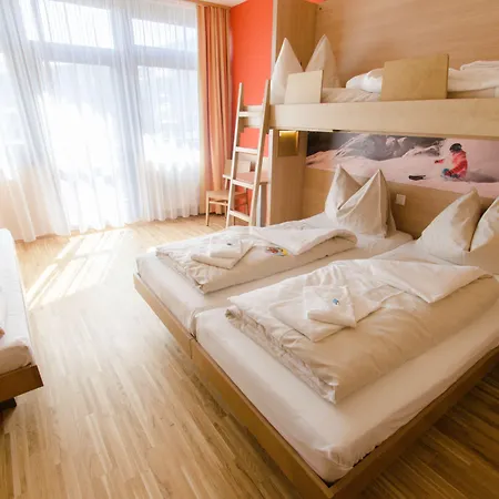 Jufa Altenmarkt-zauchensee Hotel 3*