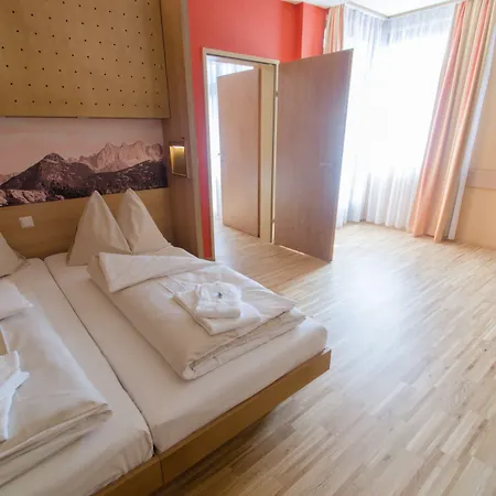 Jufa Altenmarkt-zauchensee 3*