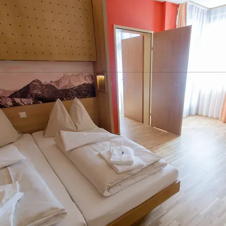 Jufa Altenmarkt-zauchensee 3*