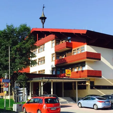 Jufa Altenmarkt-zauchensee 3*